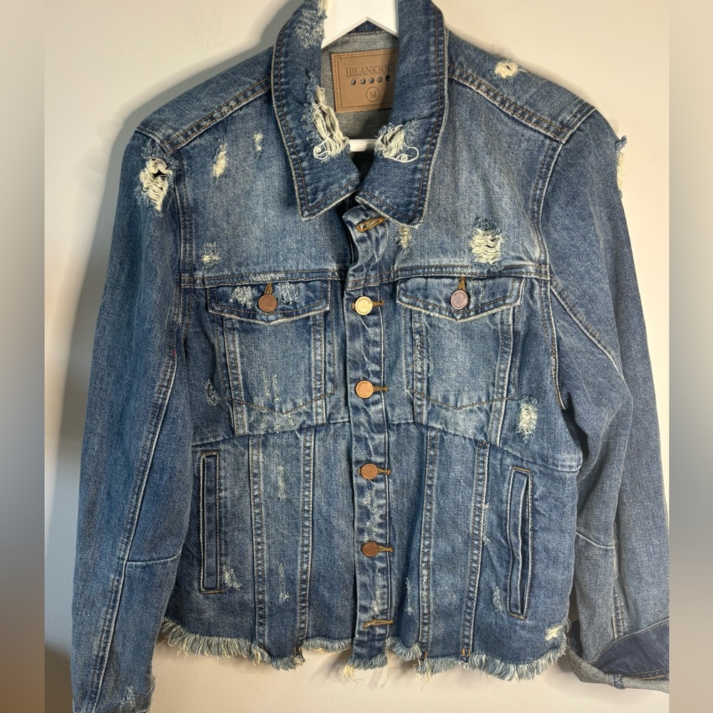 BLANK NYC Distressed patch work jean jacket women’s size M - Picture 2 of 7